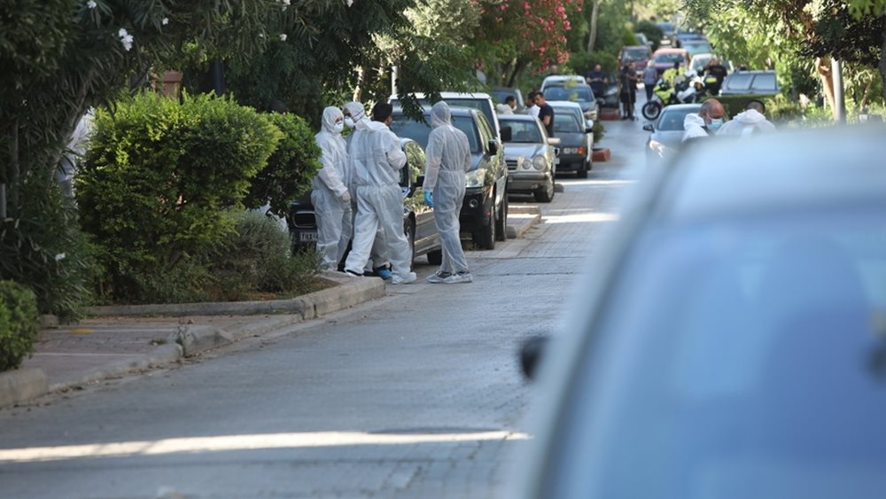 Βόμβα στο σπίτι του Πρετεντέρη: Τα 3 ενδεχόμενα που εξετάζει η Αντιτρομοκρατική για τους δράστες