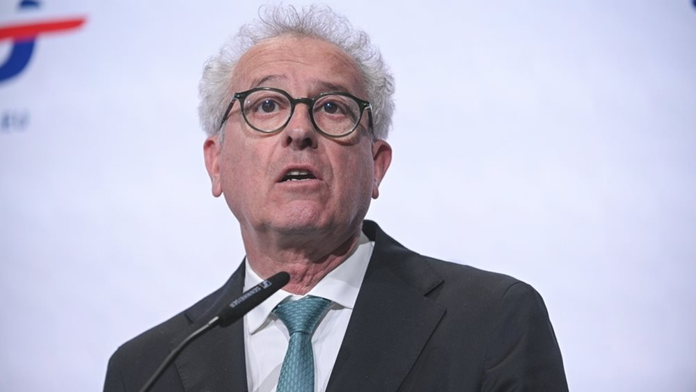 Reuters: Δάνεια από τον ESM για αγορά αμυντικού εξοπλισμού