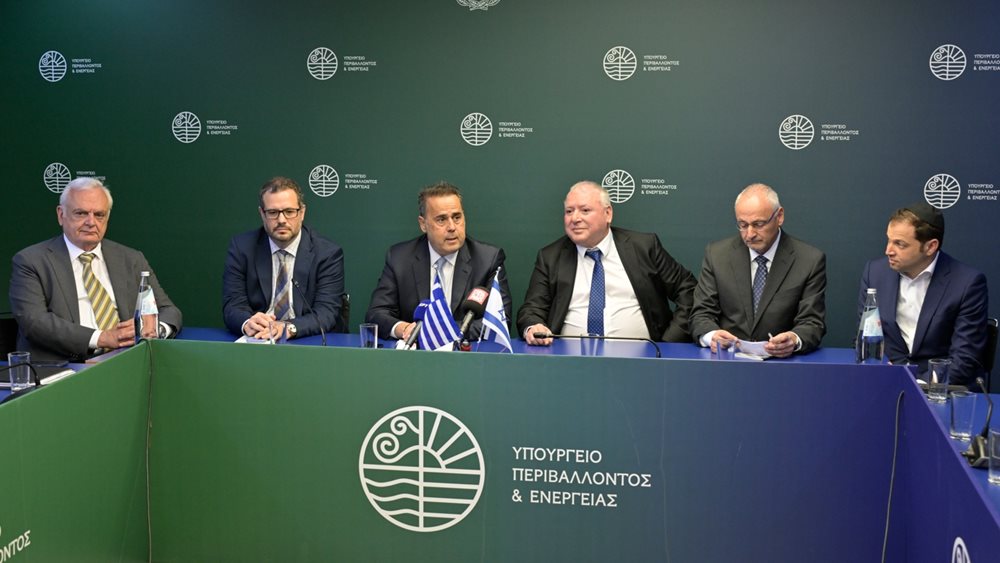 Στ. Παπασταύρου: Η συνεργασία Ελλάδας-Ισραήλ είναι στρατηγική και πολυεπίπεδη - Παρουσία τριών ισραηλινών ενεργειακών ομίλων η συνάντηση με τον υπουργό Ντ. Αμσαλέμ
