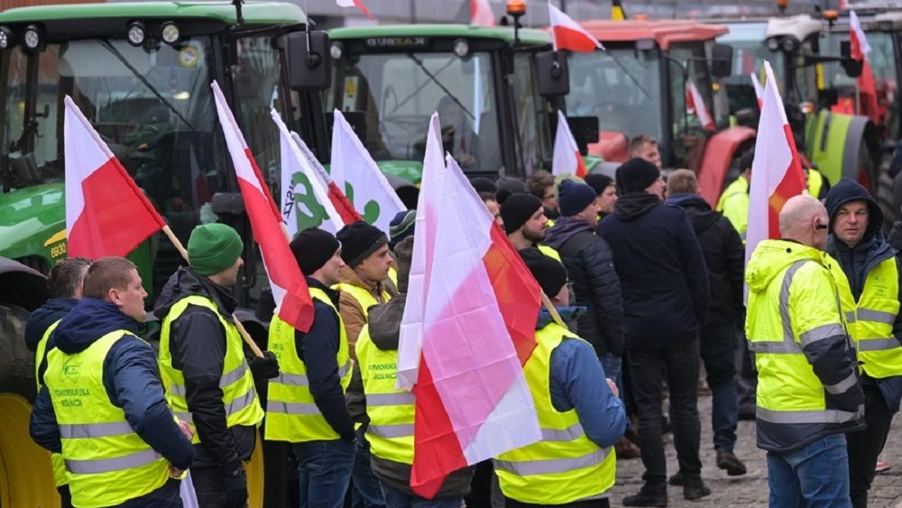 Πολωνία: Οι αγρότες σχεδιάζουν &quot;πλήρη αποκλεισμό&quot; των ουκρανικών συνόρων την 20ή Φεβρουαρίου