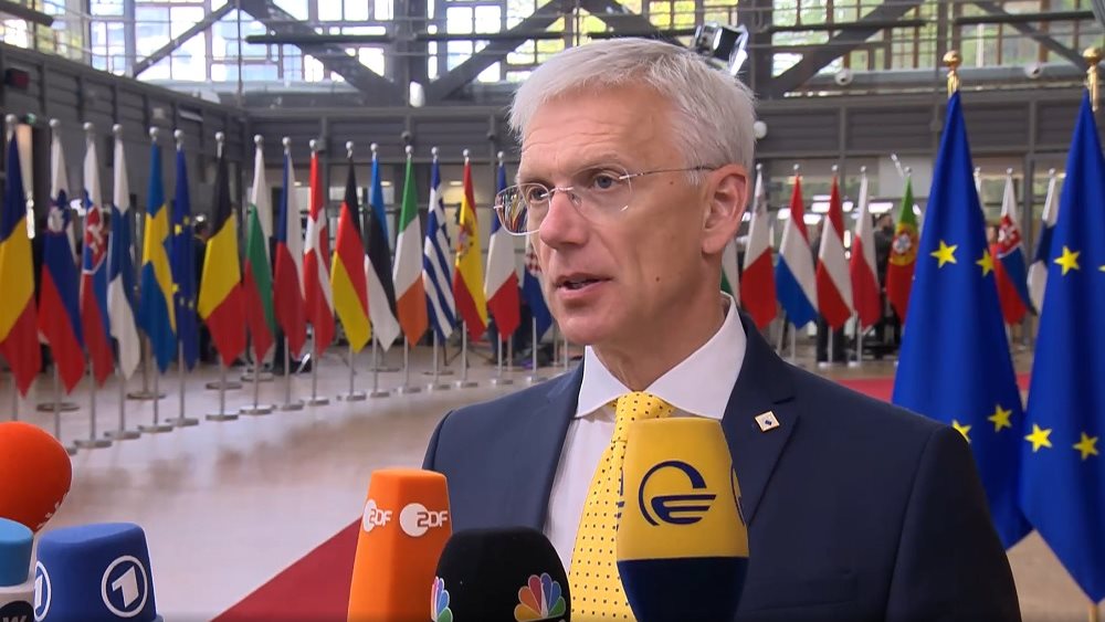 Πρωθυπουργός Λετονίας: Η ΕΕ πρέπει να ασχοληθεί με το πώς θα λογοδοτήσει η Ρωσία