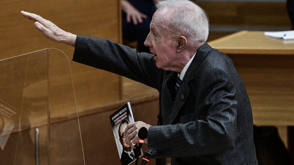 Αναβλήθηκε η δίκη του Κ. Πλεύρη για ναζιστικό χαιρετισμό μέσα σε δικαστική αίθουσα