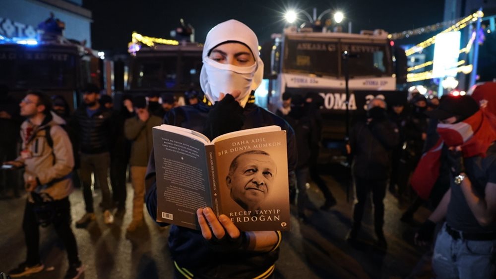 Ο κατήφορος της Τουρκίας του Ερντογάν στην απολυταρχία