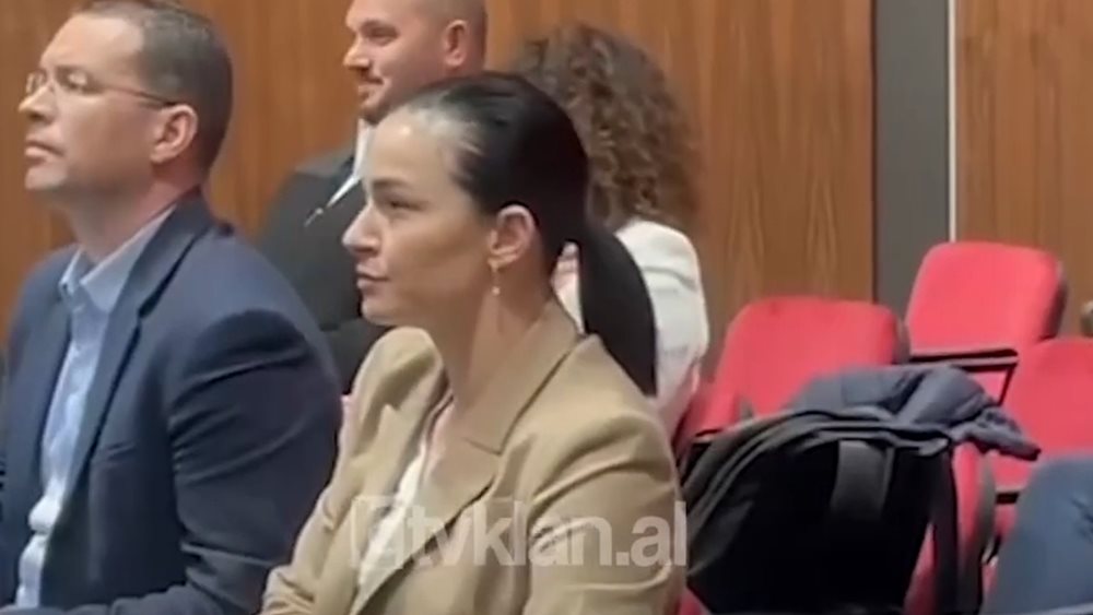 Νέα δήμαρχος Χειμάρρας η Blerina Bala - Ράμα: &quot;Θετική εξέλιξη&quot;
