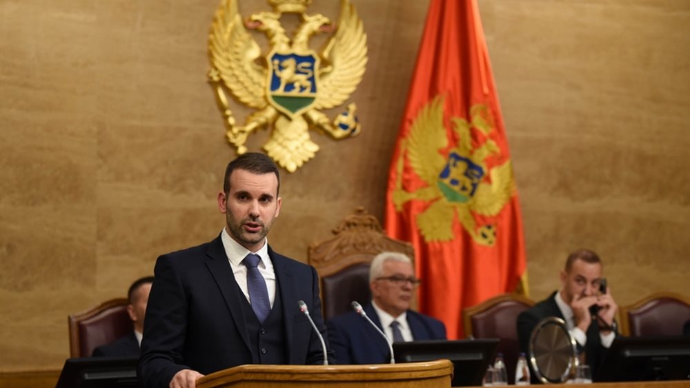 Το παράθυρο ευκαιρίας για το Μαυροβούνιο