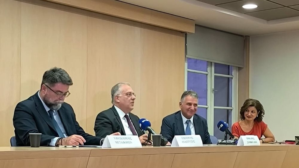 Τάκης Θεοδωρικάκος: Επενδύουμε στην ενίσχυση της εφοδιαστικής αλυσίδας