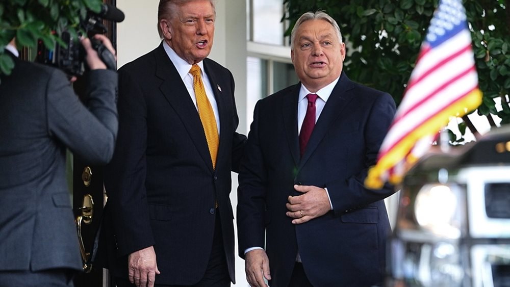 Πιθανή εξαίρεση της Ουγγαρίας από τις κυρώσεις για την αγορά ρωσικού πετρελαίου προαναγγέλλει ο Τραμπ