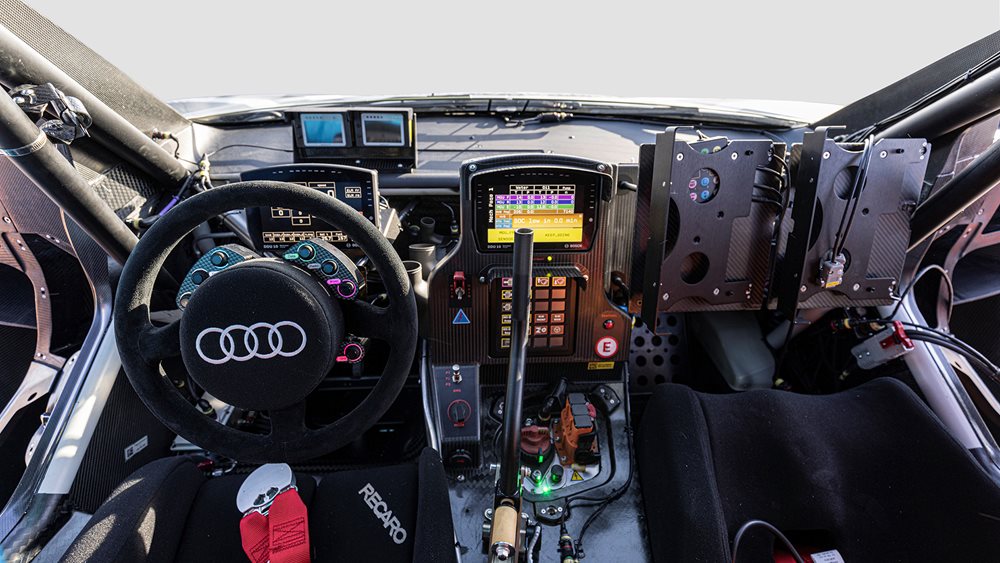 Το πιλοτήριο του Audi RS Q e-tron για το Dakar Rally