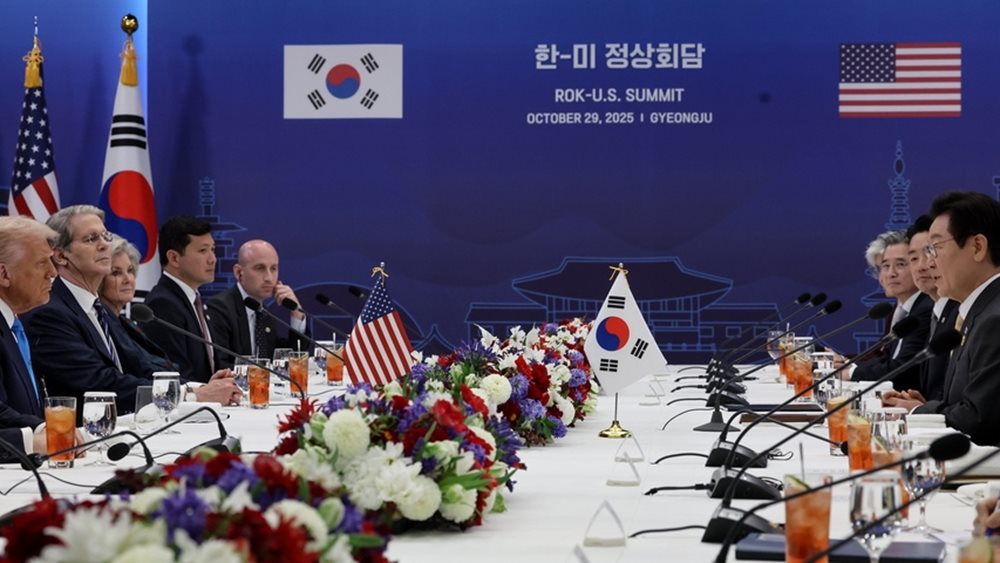 Ο Τραμπ ανακοίνωσε εμπορική συμφωνία ΗΠΑ-Νότιας Κορέας - Άμεση θετική αντίδραση των αγορών