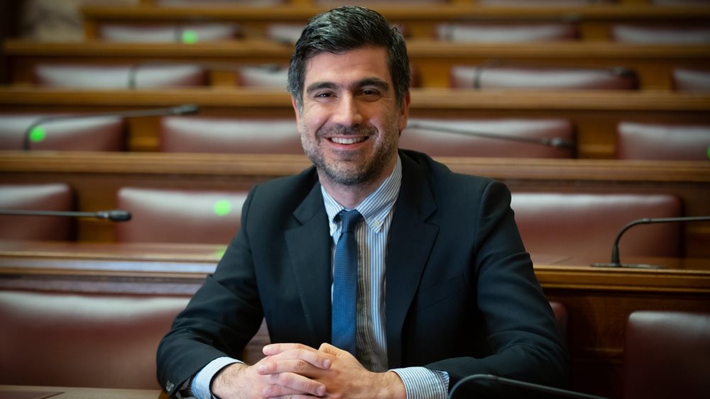 Θ. Γλαβίνας: "Ακόμη μία αποτυχία της κυβέρνησης η διαχείριση των πυρκαγιών"