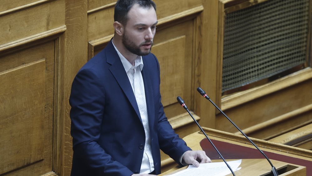 Κ. Φλώρος: Ο ανεξάρτητος βουλευτής, εκλεγμένος με τους "Σπαρτιάτες", δηλώνει στη διάθεση της Δικαιοσύνης