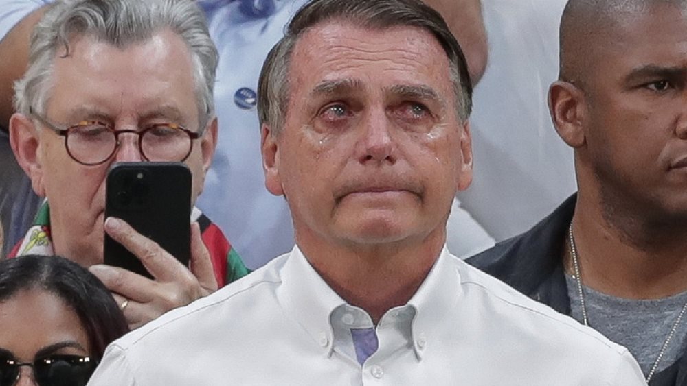 Brazil: Bolsonaro will respect election result as long as process is ‘clean and transparent’