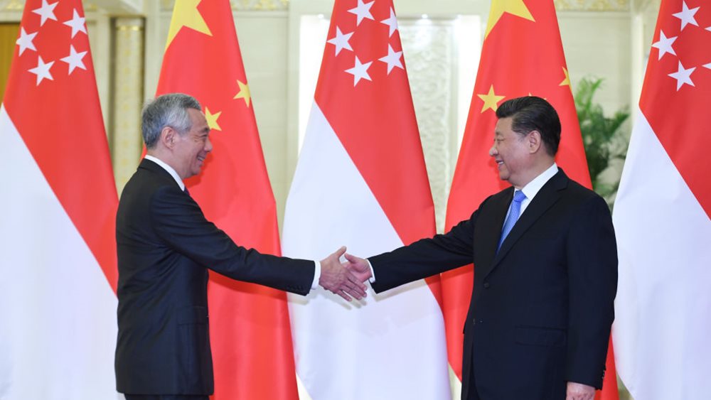 Οι συμβουλές της Σιγκαπούρης σε ΗΠΑ και Κίνα και πώς μπορεί να τις αξιοποιήσει η Ουάσινγκτον