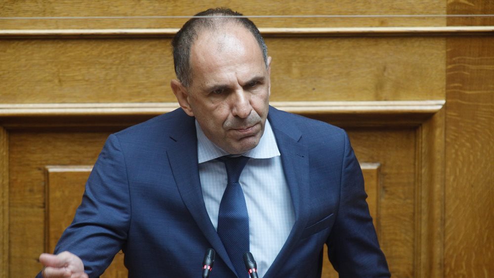 "Θερμό" επεισόδιο και ένταση μεταξύ Α. Τσίπρα και Γ. Γεραπετρίτη