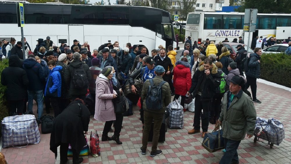 Εκκενωση ανθρωπων απο τη Χερσωνα