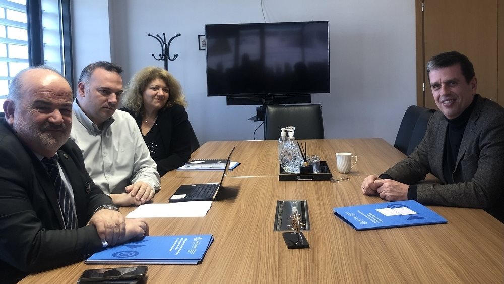 Συνάντηση ΓΣΕΒΕΕ με τον Υπουργό Μετανάστευσης και Ασύλου