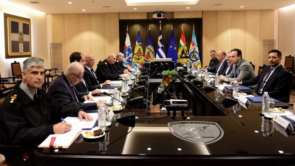 Σύσκεψη για θέματα δορυφορικών επικοινωνιών των Ενόπλων Δυνάμεων στο υπουργείο Εθνικής Άμυνας