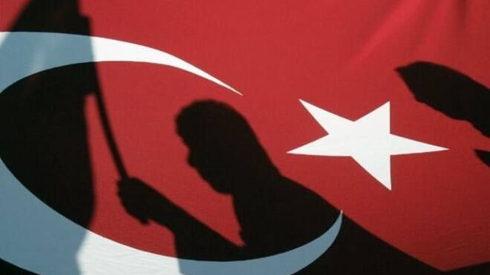 Πώς οι βουλευτίνες του κόμματος του Ερντογάν μάχονται ενάντια στα δικαιώματα των γυνακών