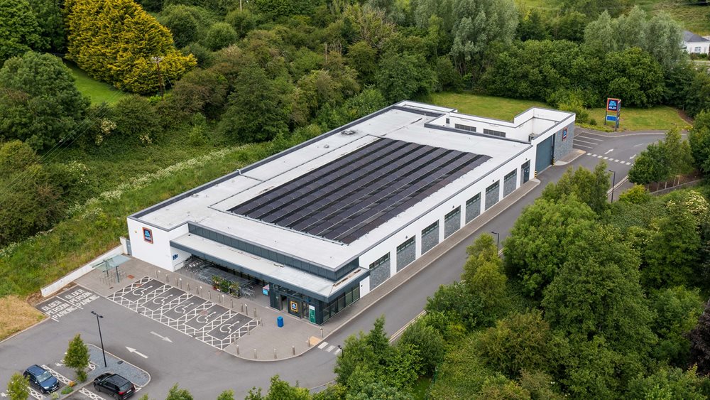 Η Greenvolt Next θα εγκαταστήσει φωτοβολταϊκά 6,3 MW σε 44 καταστήματα της Aldi στην Ιρλανδία
