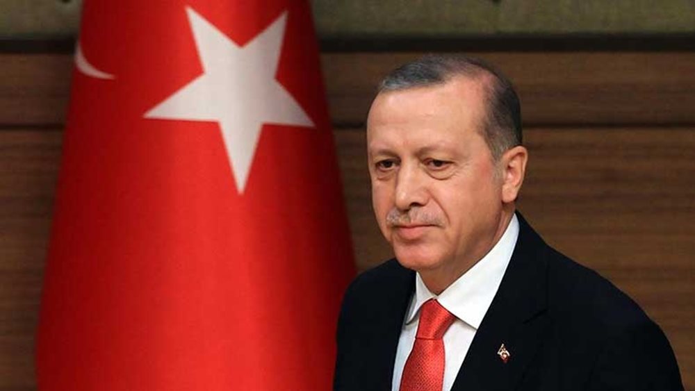 Καθ&#39; οδόν προς την Κωνσταντινούπολη ο Erdogan