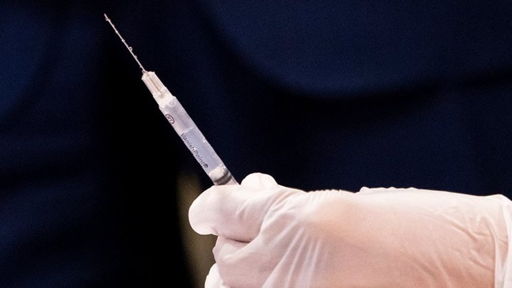 CDC: Υψηλότερα του αναμενόμενου τα περιστατικά μυοκαρδίτιδας στους 16-24 ετών μετά τα mRNA εμβόλια