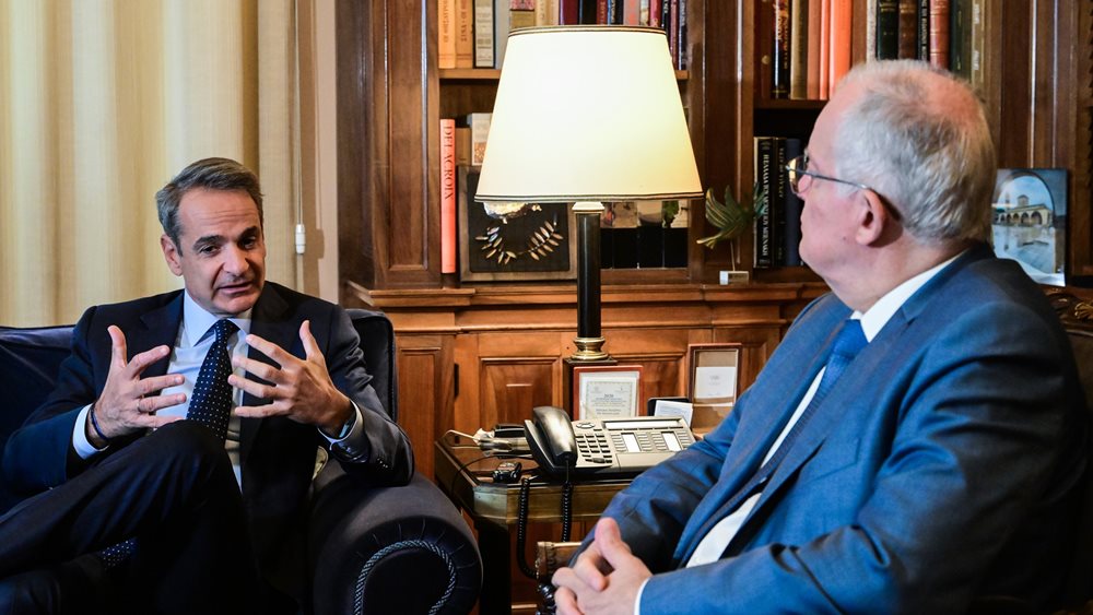 Κ. Μητσοτάκης στον ΠτΔ για τον Άγνωστο Στρατιώτη: Επαναστατική γυμναστική από την αντιπολίτευση – Έχει συμβολικό βάρος
