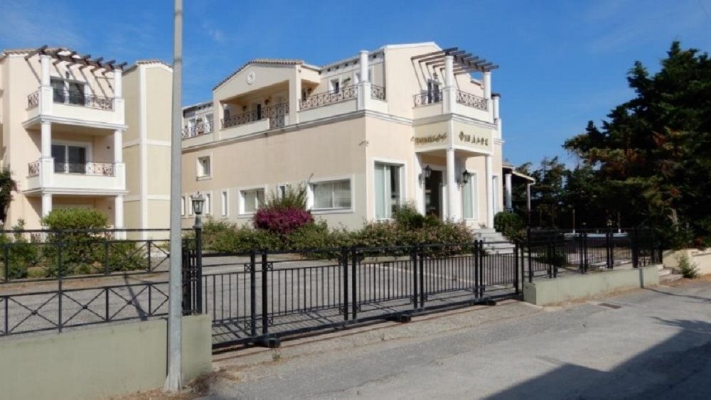 “Βαρύ” σφυρί για δύο ξενοδοχεία 3 αστέρων στην Κέρκυρα
