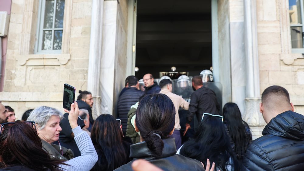 Κακοποίηση 3χρονου αγοριού στο Ηράκλειο: Προφυλακιστέοι η 26χρονη μητέρα και ο σύντροφός της
