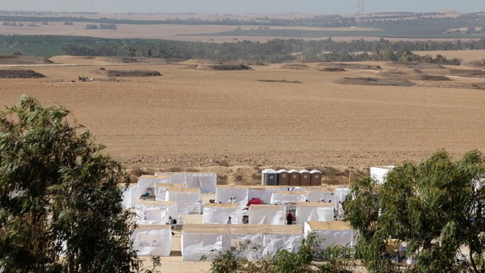 Γάζα: Η εφημερίδα Haaretz κατηγορεί τον ισραηλινό στρατό ότι πυροβολεί στα τυφλά κατά αμάχων τον διάδρομο της Νετζαρίμ