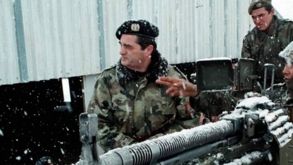Επέστρεψε στη Σερβία ο καταδικασμένος για εγκλήματα πολέμου Νεμπόισα Πάβκοβιτς
