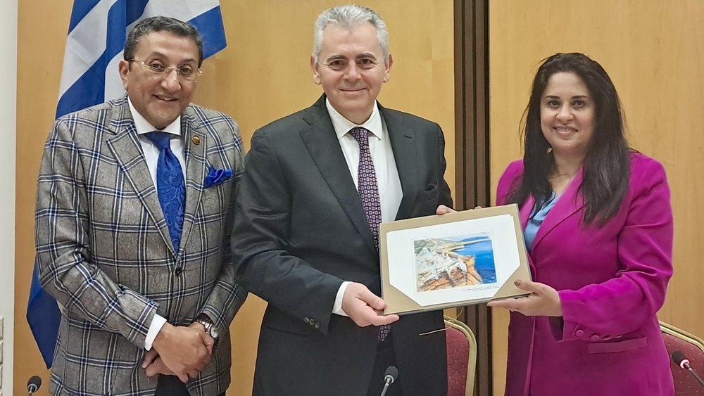 Μ. Χαρακόπουλος με κόπτες βουλευτές της Αιγύπτου: Στενότερη συνεργασία της ΔΣΟ με το κοινοβούλιο της Αιγύπτου