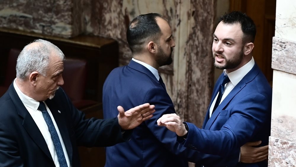 Απολογείται ο βουλευτής Κ. Φλώρος για κακούργημα που επισύρει ποινή έως 10 χρόνια