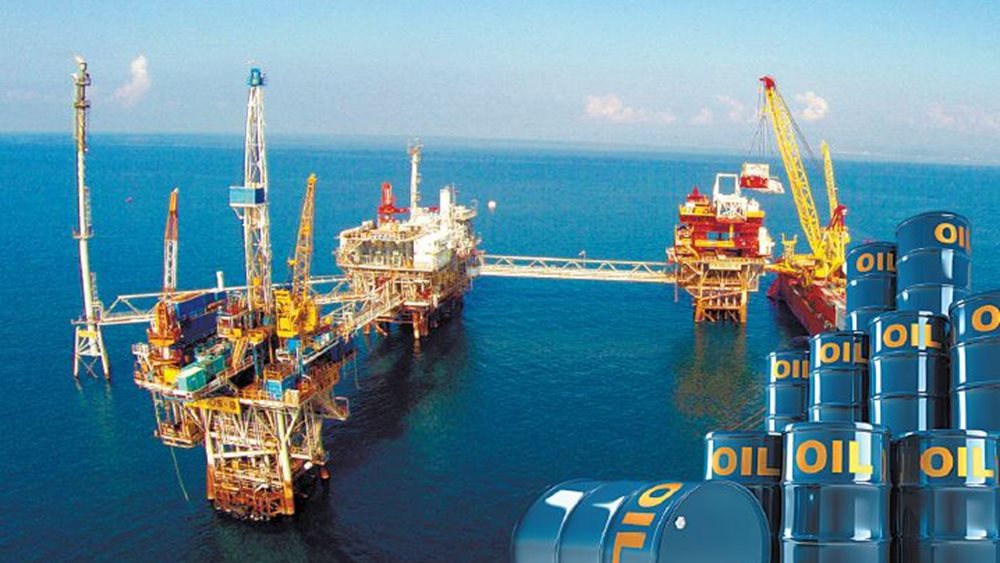 6+1 γεωτρύπανα για 2,2 δισ. βαρέλια πετρελαίου στην Ελλάδα