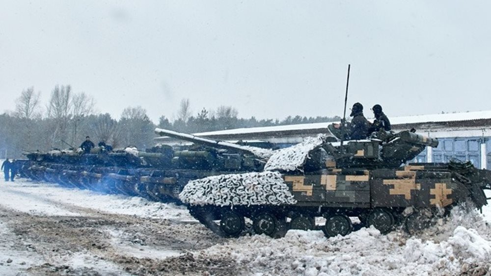 Ukraine asks West for offensive weapons – ‘Unfortunately they do not give us’