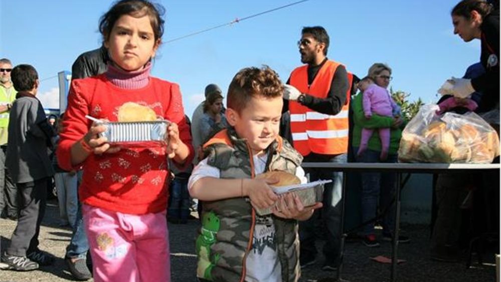 Γενική απεργία στη Λέσβο για το μεταναστευτικό - Nέα επεισόδια σε Μυτιλήνη και Χίο