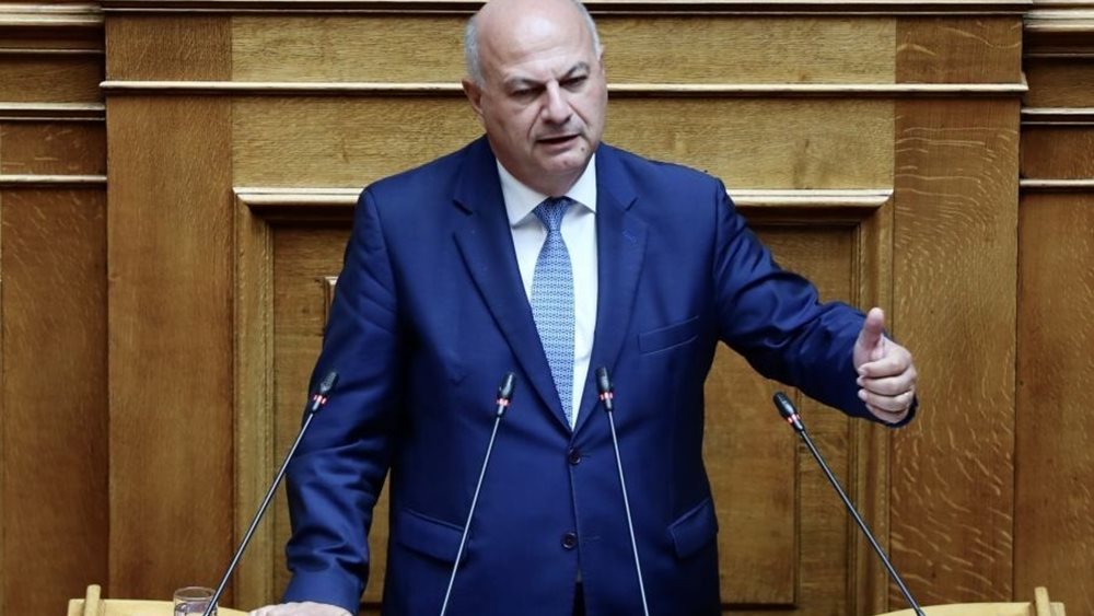 ΥΠΑΑΤ: Μέτρα στήριξης της αγροτικής παραγωγής - Κ. Τσιάρας: "Είμαστε πάντα και σταθερά δίπλα στους αγρότες"