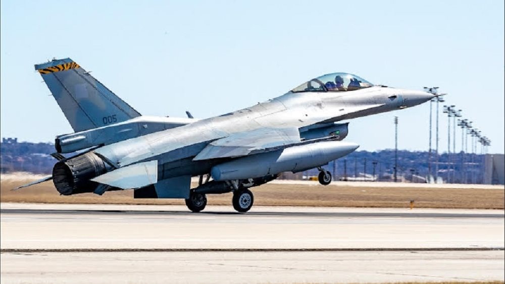 Lockheed Martin: Επέστρεψε στην Ελλάδα το πρώτο αναβαθμισμένο F-16 στη διαμόρφωση Viper