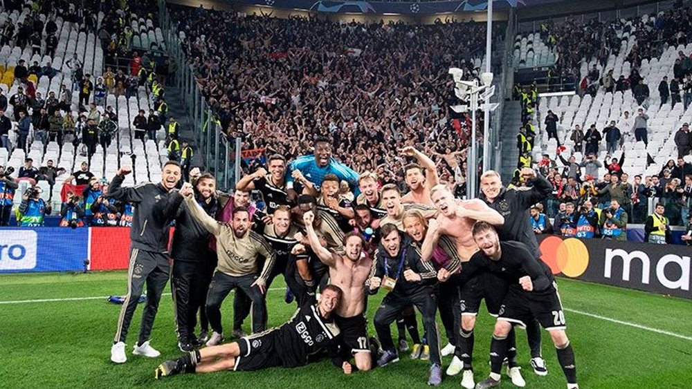 Άλμα για τις μετοχές του Ajax, βυθίζεται η Juventus