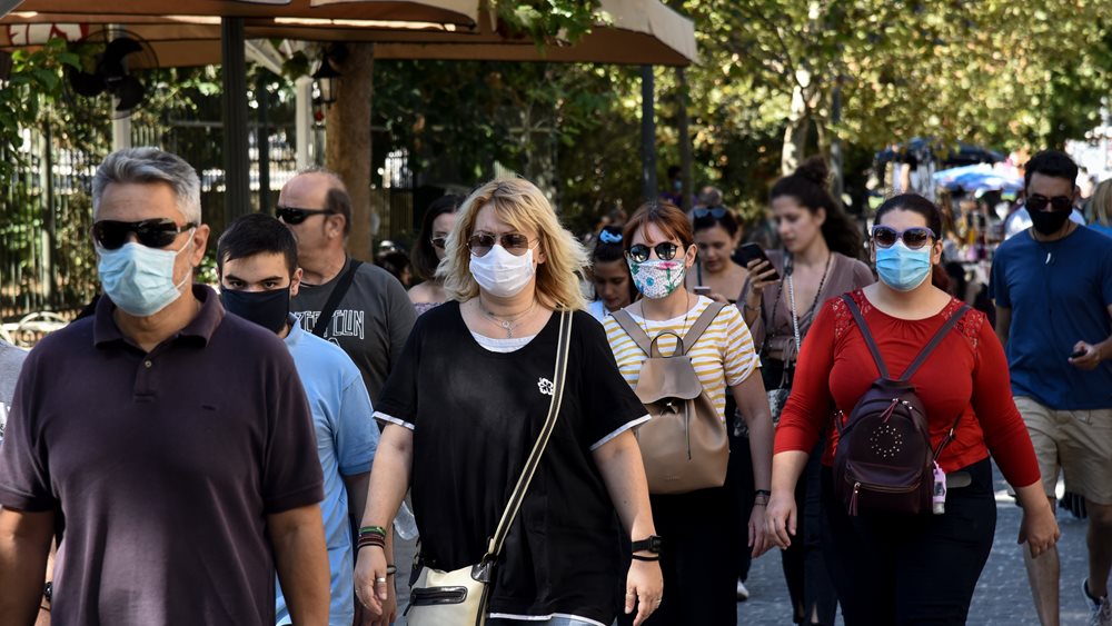 Σε συναγερμό Κυβέρνηση και ειδικοί - Τι οδήγησε στη νέα εκρηκτική άνοδο των κρουσμάτων