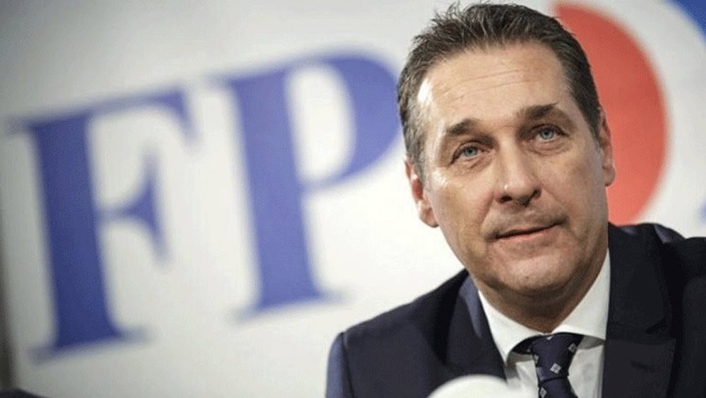 Απαλλάχθηκε των κατηγοριών για διαφθορά ο πρώην ηγέτης της αυστριακής ακροδεξιάς, Χάιντς-Κρίστιαν Στράχε