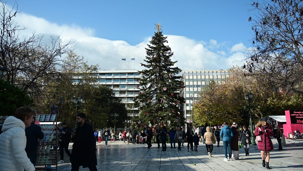 ΙΟΒΕ: Ουσιαστικά αμετάβλητο το οικονομικό κλίμα τον Δεκέμβριο εν μέσω αντίρροπων τάσεων