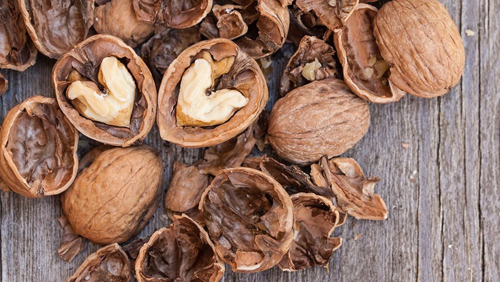 Οι ξηροί καρποί που ενισχύουν την ερωτική διάθεση του άνδρα