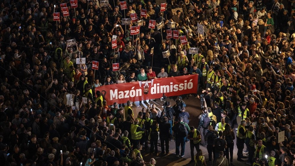 Ισπανία: Μεγάλη διαδήλωση στην Βαλένθια για τη διαχείριση των πλημμυρών