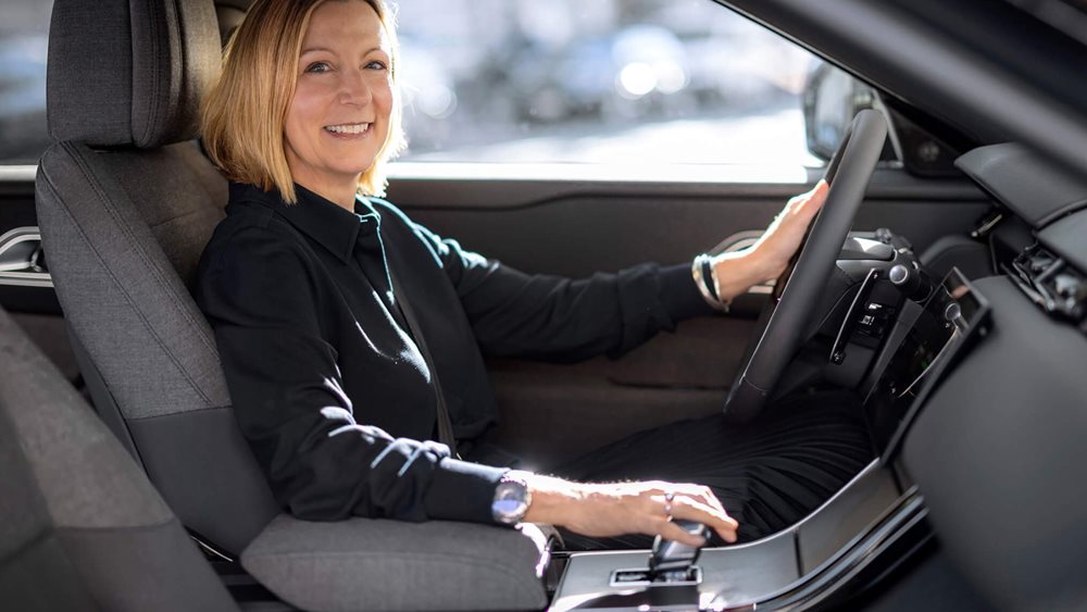 Geraldine Ingham: Η επόμενη μέρα στη Range Rover