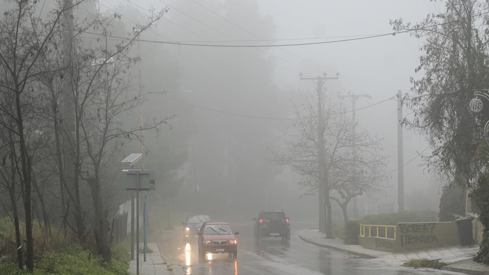 Νέο έκτακτο δελτίο καιρού: Βροχές, χιόνια και άνεμοι έως 10 μποφόρ μέχρι το μεσημέρι της Πέμπτης