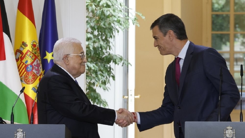Σάντσεθ και Αμπάς καλούν για &quot;αποκλιμάκωση&quot; στη Μέση Ανατολή