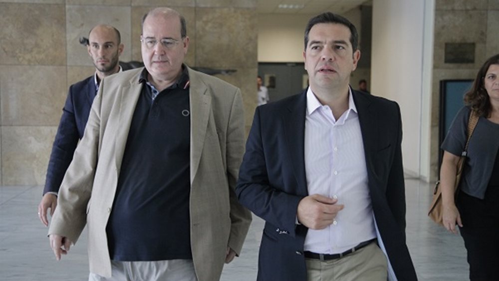 ΣΥΡΙΖΑ: Ένταση για Fraport -Κόντρα Τσίπρα με Φίλη και ο συμβιβασμός με το &quot;παρών&quot; -Το παρασκήνιο