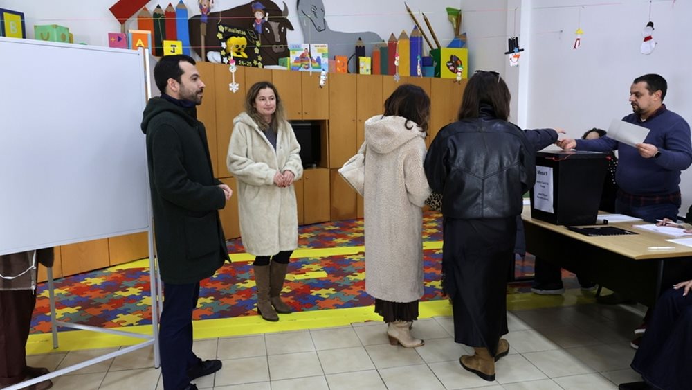 Προεδρικές εκλογές στην Πορτογαλία: Κεντροαριστερά και ακροδεξιά θα αναμετρηθούν στον β΄ γύρο