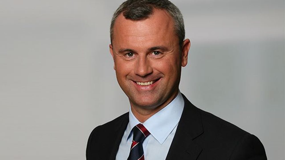 Ηγέτης αυστριακής ακροδεξιάς: Το Κοράνι είναι πιο επικίνδυνο από τον κορονοϊό