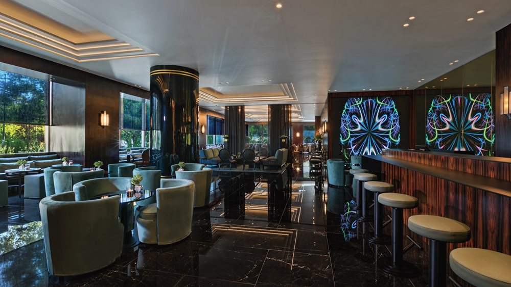Για 6η χρονιά το Divani Caravel στην κορυφή των World Travel Awards